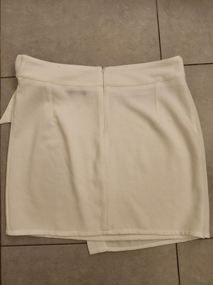 Jupe neuve taille S - photo numéro 2