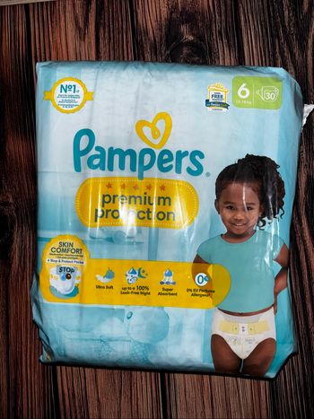 30 Couches Pampers Protection Premium Neuf Dans L’emballage Taille: 6