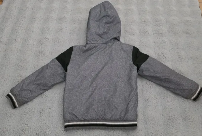 Veste 6ans - photo numéro 2
