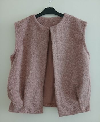 Veste sans manches rose pâle 