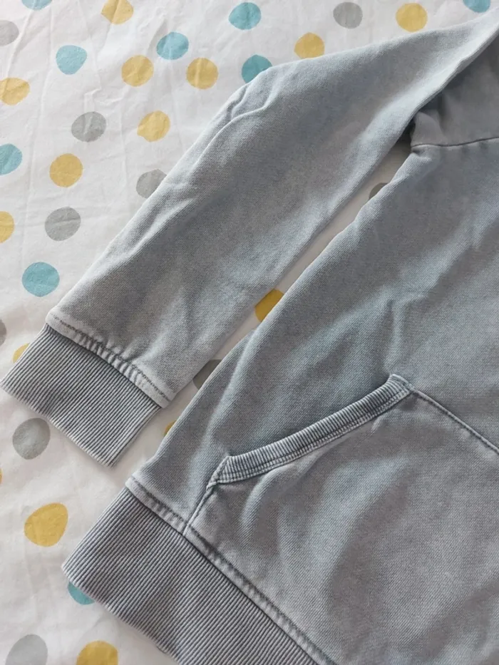Sweat fin avec poche ventrale 122/128 - photo numéro 4