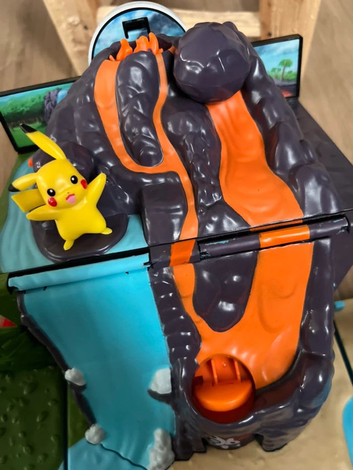 Valise Pokémon - photo numéro 5