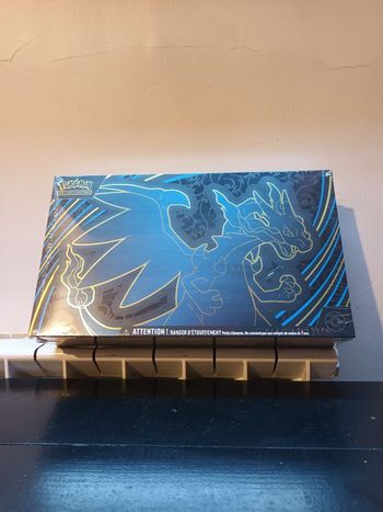 Pokémon UPC Dracaufeu flamme fantasmagorique scellé 