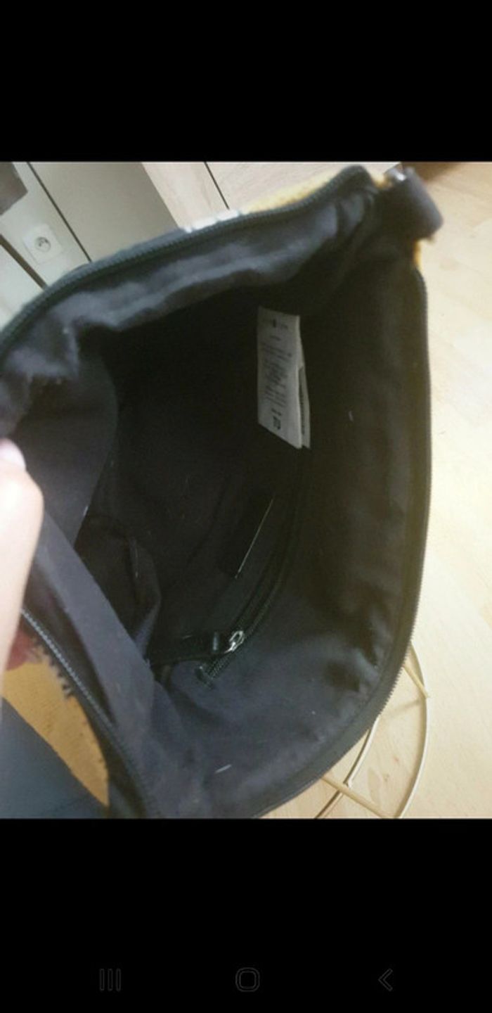 Pochette "cache-cache" moutarde et noire - photo numéro 8