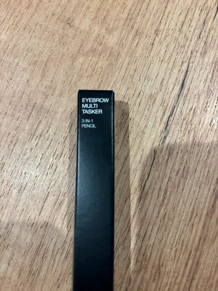 crayon sourcil - photo numéro 2