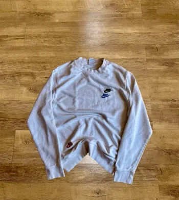 Pull Nike blanc taille M