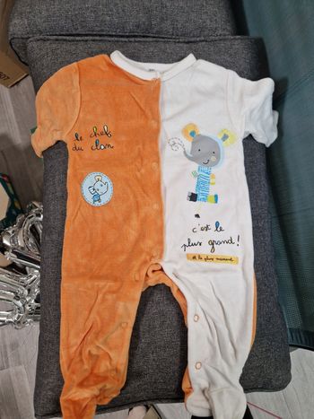 Lot pyjamas 6 mois