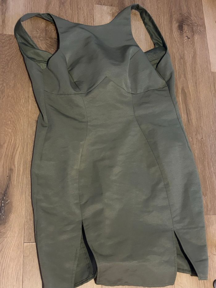 Robe kaki ados design avec fermeture au dos - photo numéro 3