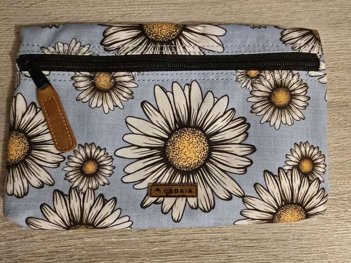 Pochette Marguerite cabaïa