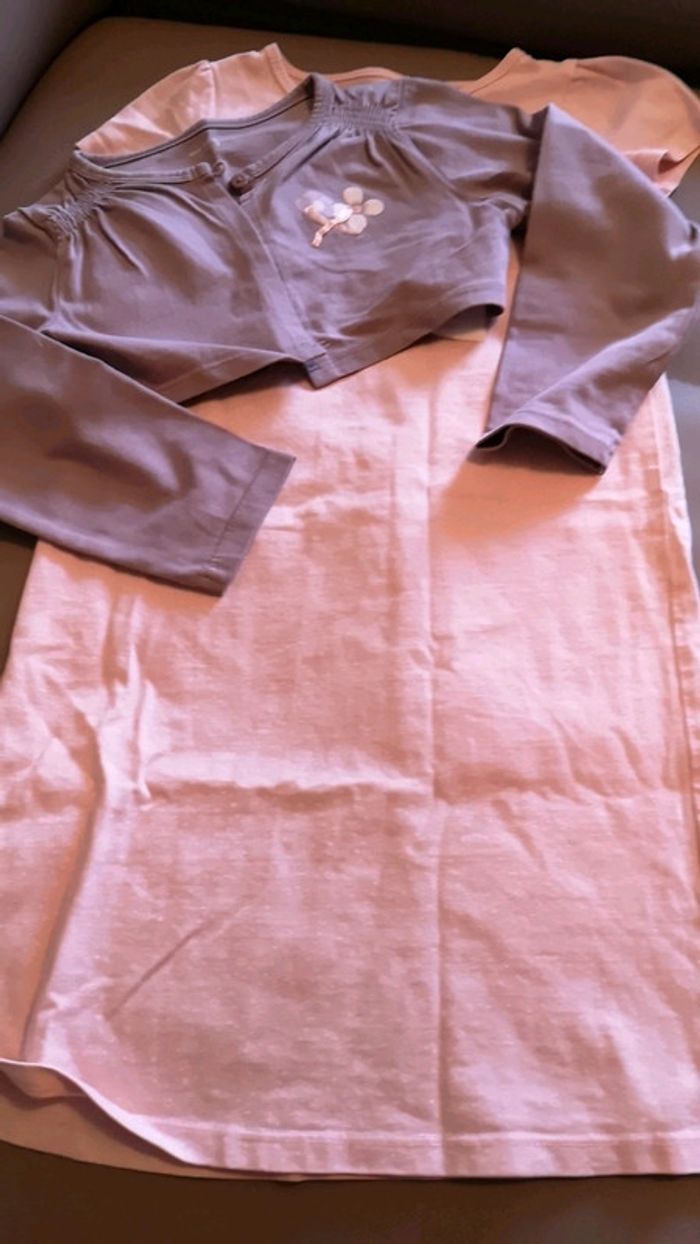 Chemise de nuit et son gilet 4 ans - photo numéro 3