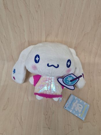 Petite peluche Sanrio Cinnamoroll "Cosmic Café" : rose