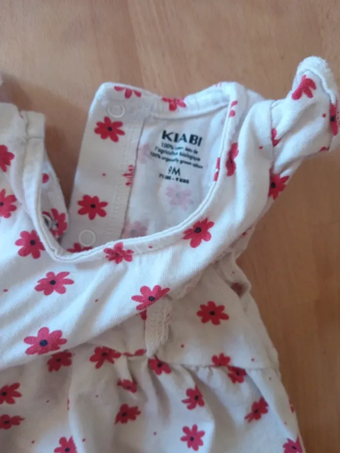 Lot barboteuse et t-shirt - photo numéro 5