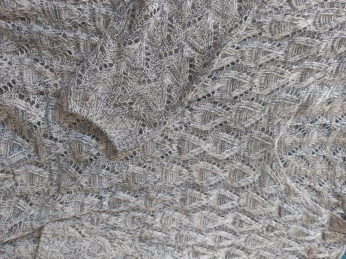 Chandail maille tricot gris excellent état