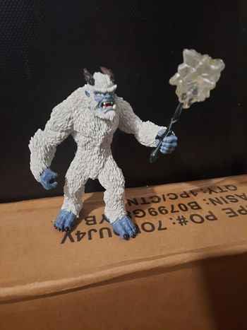 Schleich eldrador  yeti
