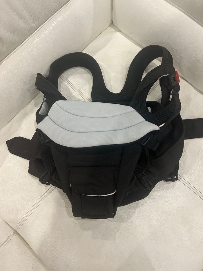 Porte bébé chicco noir - photo numéro 2