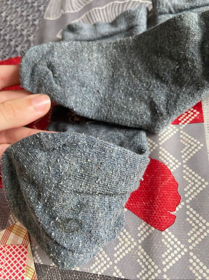 Chaussette grise - photo numéro 3