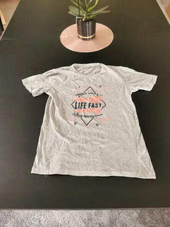 Tee shirt taille M