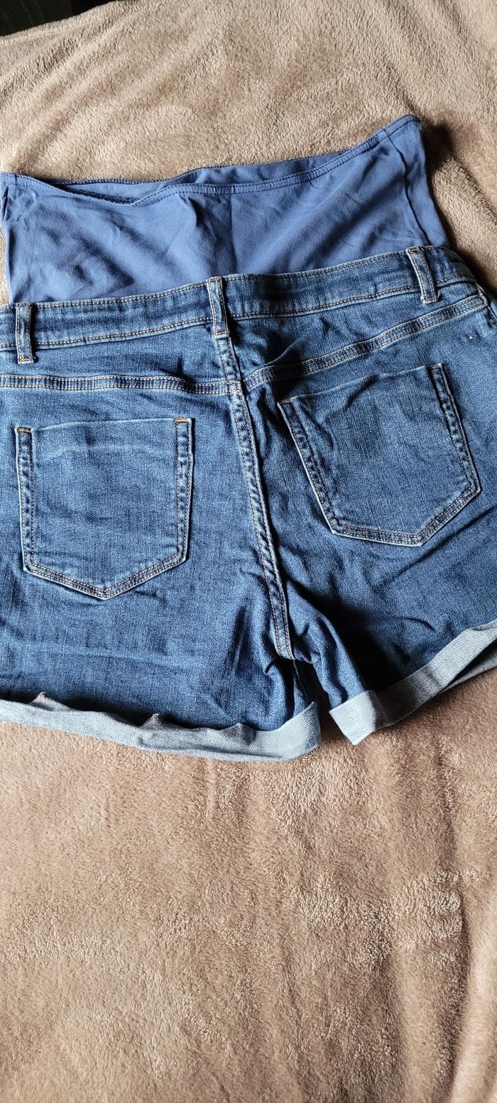 Short en jean's slim de grossesse - photo numéro 4