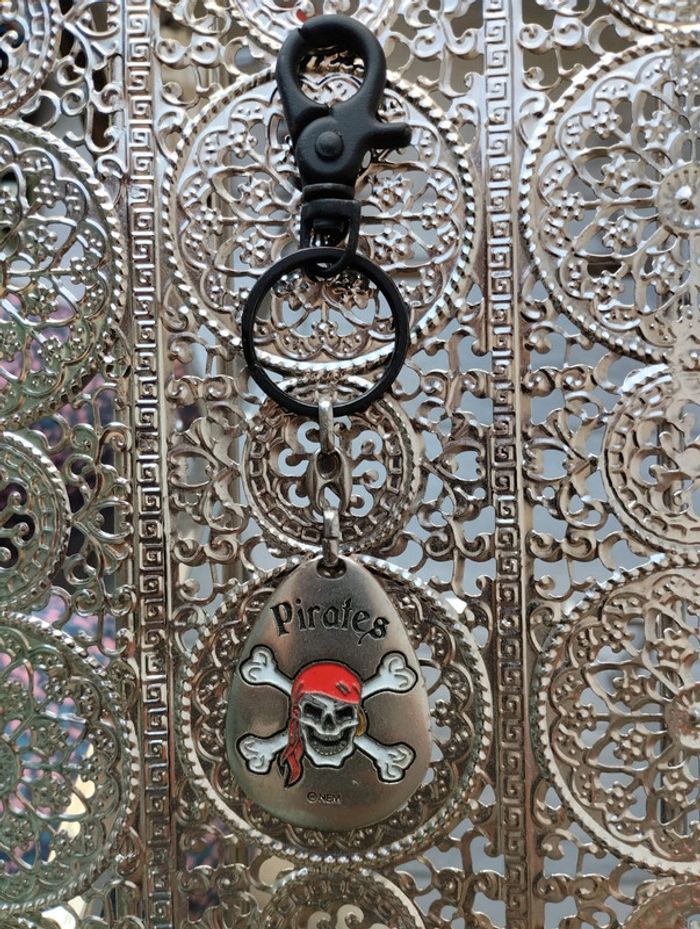 Porte clé Pirate 🤍 - photo numéro 2