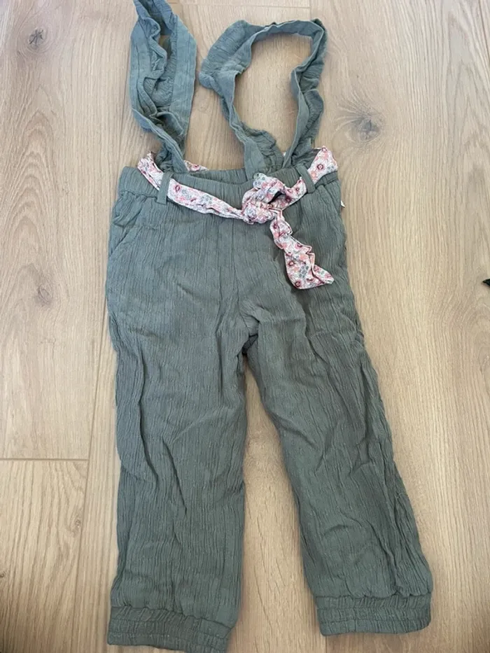 Combinaison pantalon 2 ans