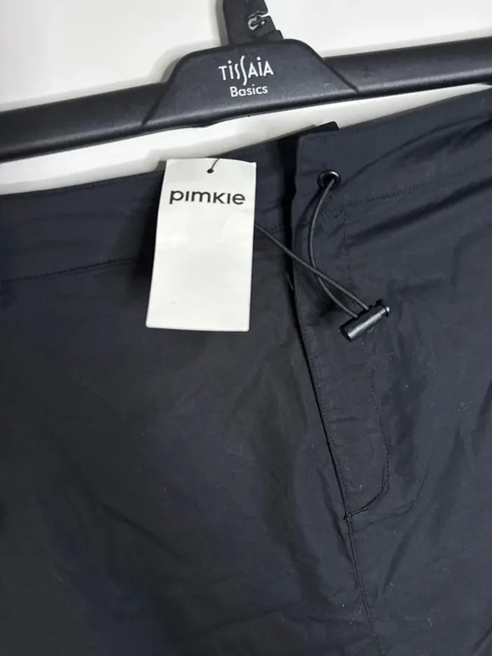 👗jupe Noir taille haute  - taille 36 - Pimkie collection - neuf avec étiquette - photo numéro 2