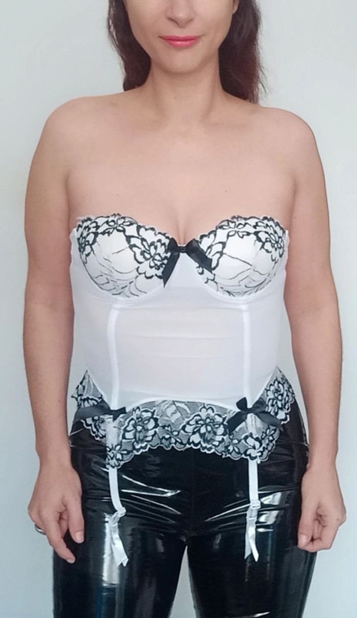 Bustier guepiere lingerie avec jarretieres 90b - photo numéro 7
