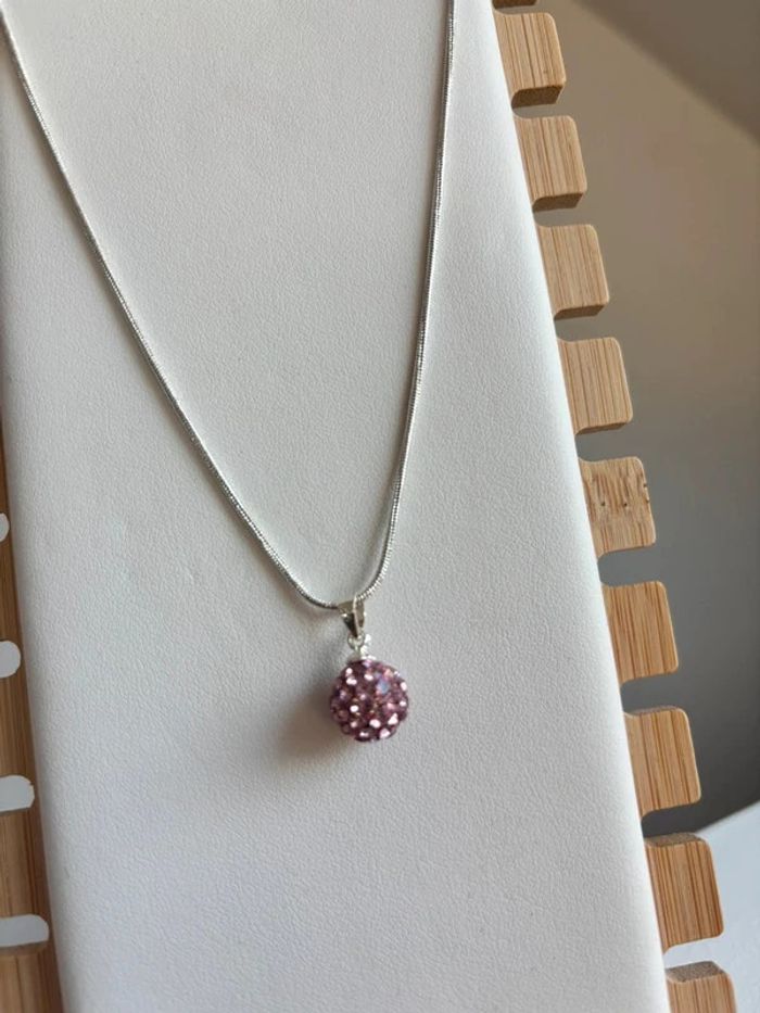 Collier et pendentif rose - photo numéro 3