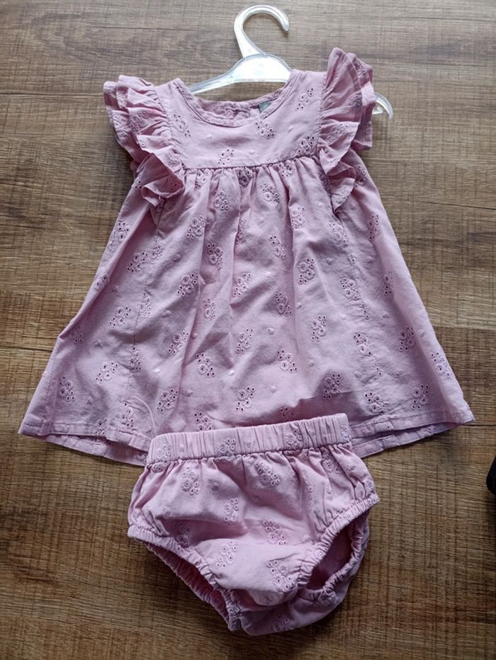Robe fille 6-9 mois neuve