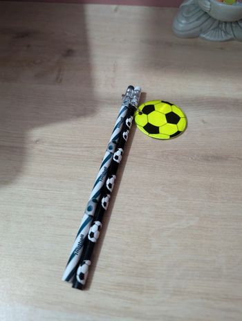Crayon Football