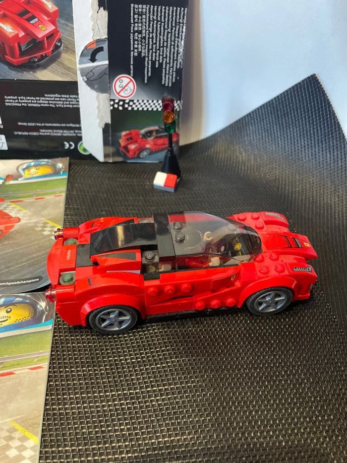 Lego Speed champions 75899 la Ferrari vendu non complet non vérifié avec notice et boîte - photo numéro 13