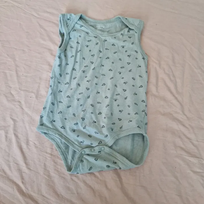 7 bodys 18 mois - photo numéro 9