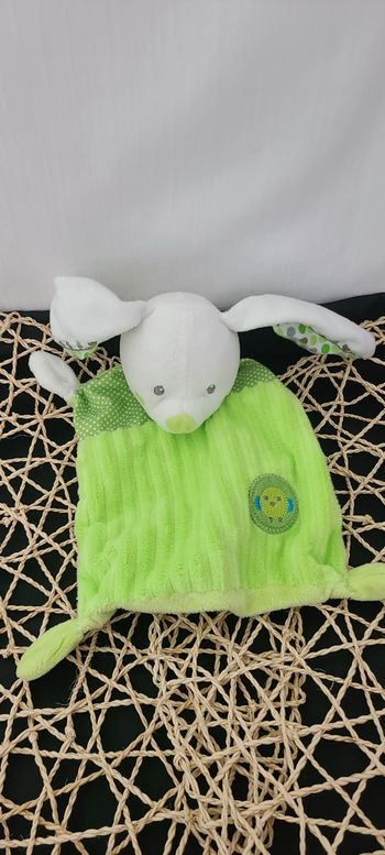 Nicotoy collection Little Hug doudou lapin plat vert oiseau pois