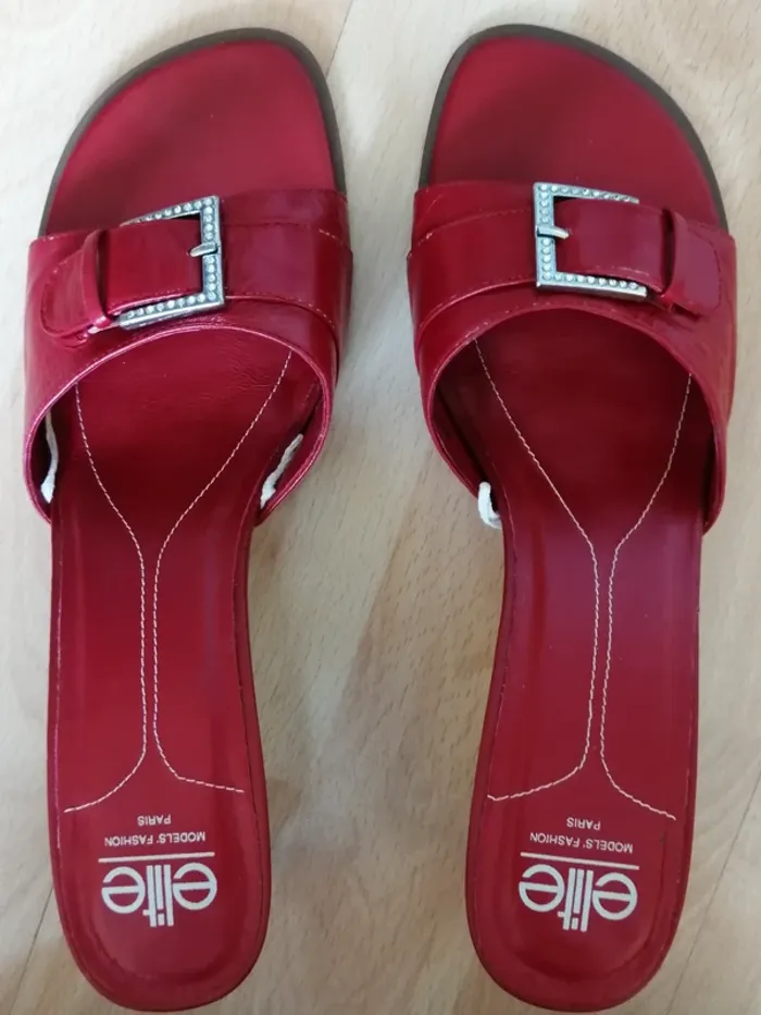 Sandales cuir rouge 40 pieds fins - photo numéro 2