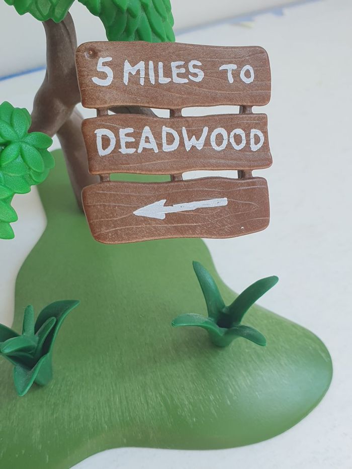 Massif playmobil avec pancarte - photo numéro 4