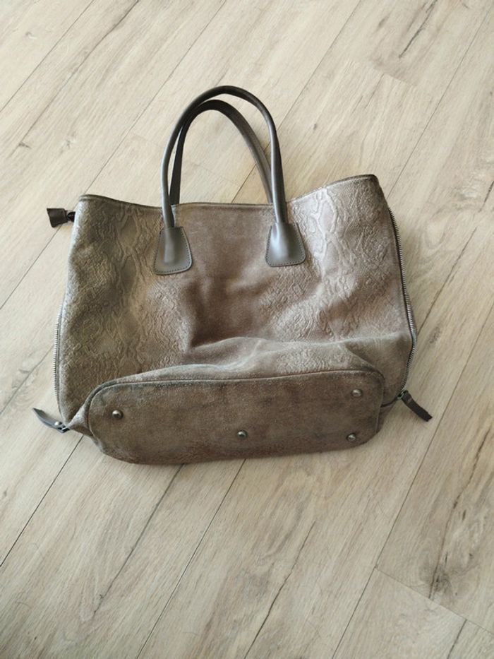 Grand sac cabas en cuir véritable beige façon python crocodile - photo numéro 3