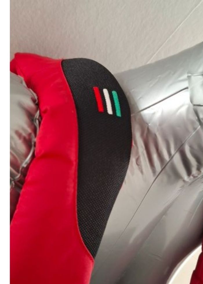 Porte bébé FERRARI - photo numéro 9