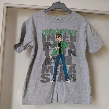 Polo Ben 10 taille 5/6ans