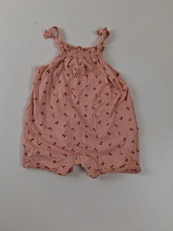 Combishort kiabi taille 12 mois