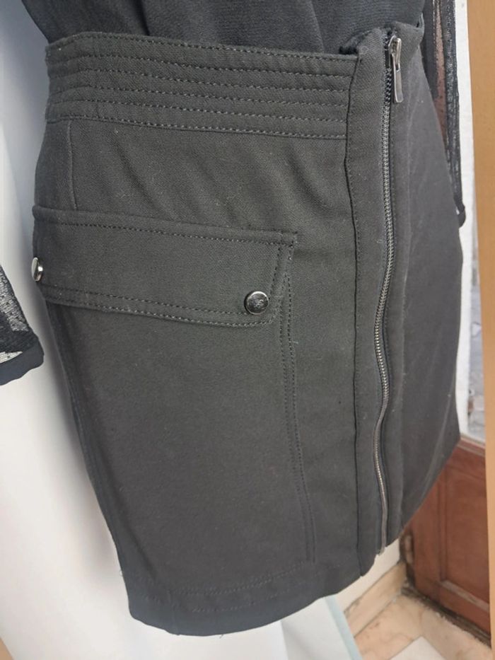 Ikks jupe courte noire T.38 en tbe - photo numéro 4