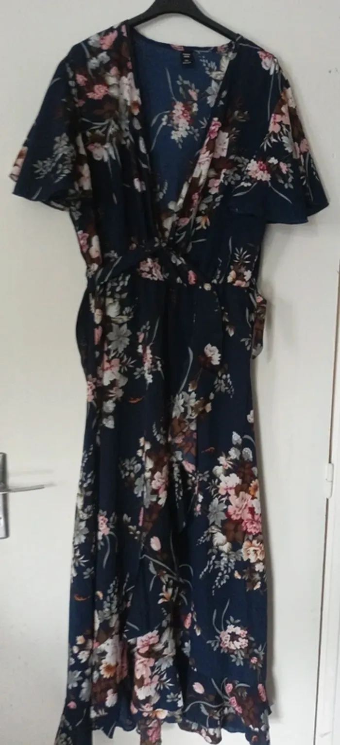 Robe Shein Curve - photo numéro 3