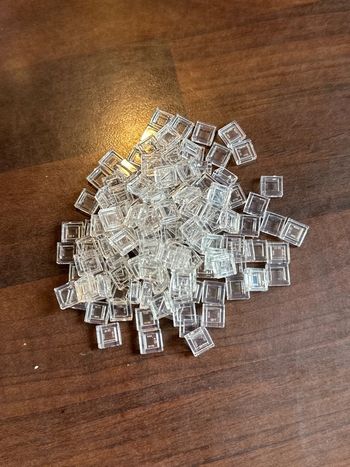 100 Tile Lego 1x1 ref 3070, trans clear
