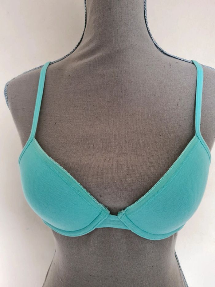 Soutien gorge - photo numéro 2