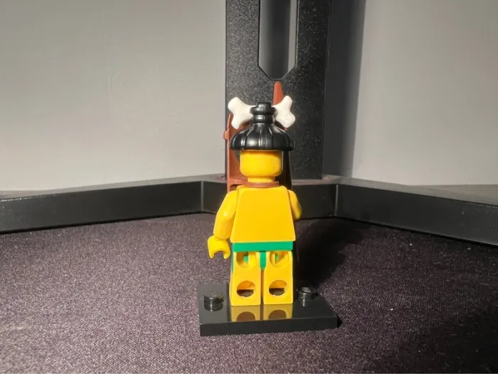 Lego figurine minifigure série 11 island warrior guerrier des îles tiki exemplaire 2 - photo numéro 2