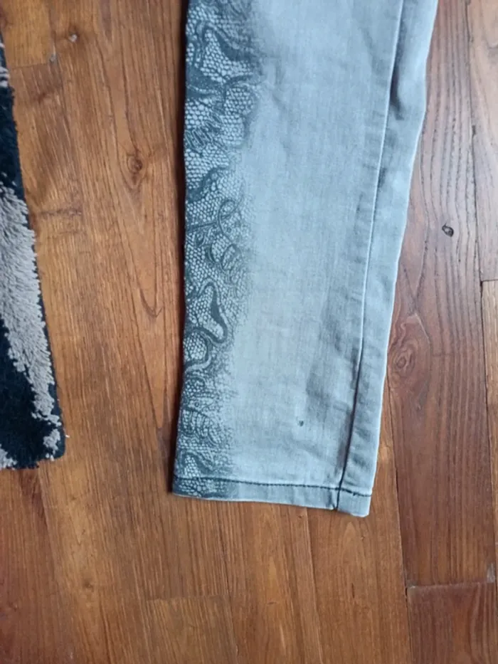 Jean a motif femme - photo numéro 2