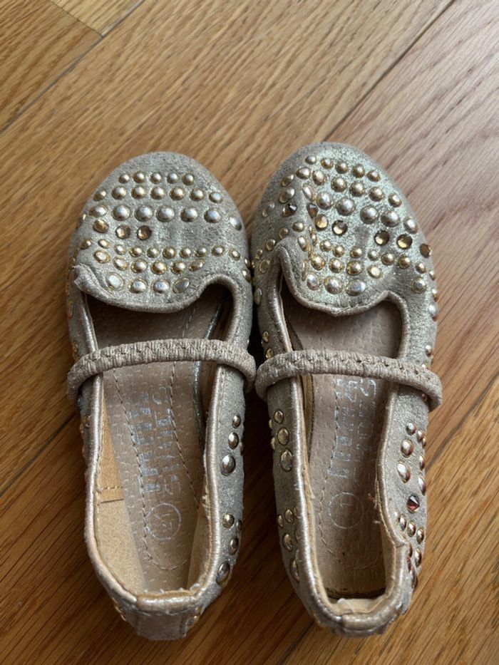 Chaussures habillées pour bébé fille - photo numéro 4
