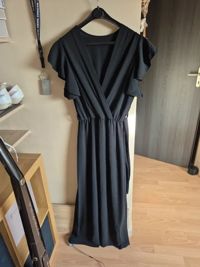 Longue robe fluide noir TU