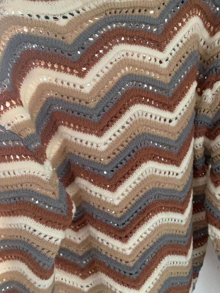 Pull d'hiver 💭💫 à rayure chic et moderne - photo numéro 2