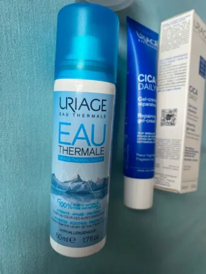 Uriage eau thermale âge absolu cica daily - photo numéro 2