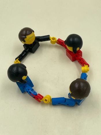 Lot de 4 figurines Lego vintage année 70