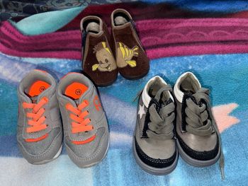 Lot de chaussures garçons